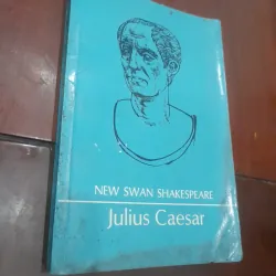 New Swan Shakespeare - JULIUS CAESAR