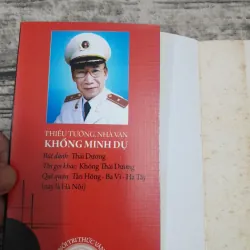 Thiếu tướng Nhà văn Khổng Minh Dụ. Những người ở ngôi nhà mật. 748374