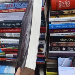 Cô gái chơi dương cầm - Elfriede Jelinek 785850