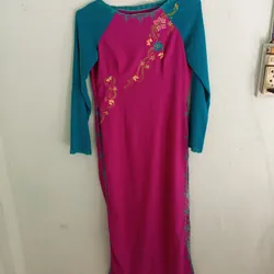 Pass 12 áo dài cá nhân em vừa bán vừa cho ạ. 713169