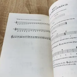 TỰ HỌC ĐỆM HÁT VỚI ĐÀN GUITAR ( kèm đĩa CD) 975831