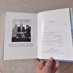 Sách: Liên Xô - Một từ không bao giờ quên - Tác giả: Nhiều tác giả 708803