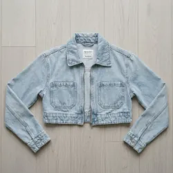Áo khoác denim lửng Pull&Bear size xs 1013314