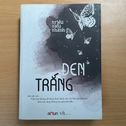 Đen trắng.
