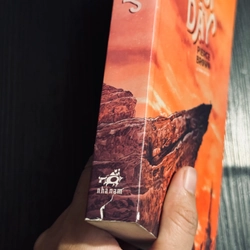 Đỏ trỗi dậy 472763