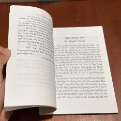 II Sách Lịch Sử: Chuyện Nội Cung Cựu Hoàng Bảo Đại - Nguyễn Đắc Xuân - 2005 995101