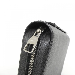 Ví Louis Vuitton Taiga Zippy XL M44275 621359