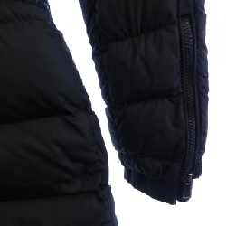 Áo khoác lông vũ MONCLER 635075
