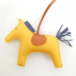 Túi charm Rodeo GM 064931CA của Hermès 624673