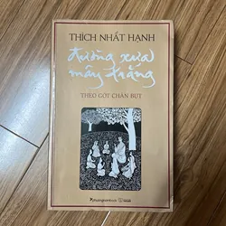 Đường xưa mây trắng