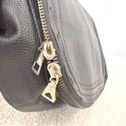 MNG TOUCH – Túi da đen basic mà sang xịn mịn 975919