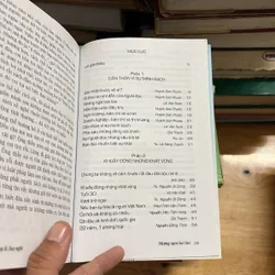 II Những Ngòi Bút Lửa (Tuyển Tập Những Bài “Thời Sự Và Suy Nghĩ” Đã Đăng Trên Tuổi Trẻ 700455