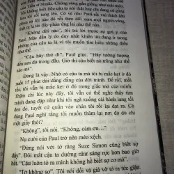 Người Trung Gian bị ma ám 993879