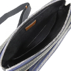 Túi đeo chéo Louis Vuitton Trillon Trio M21544 611027