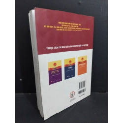 Luật đất đai (hiện hành) mới 80% ố bẩn nhẹ có chữ ký trang đầu 2022 HCM2811 GIÁO TRÌNH, CHUYÊN MÔN 353517