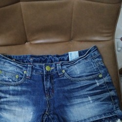 Quần jean size 30 - màu xanh 116320