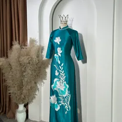 Áo dài mẹ sui, chất vải lụa ruby thêu hoa sen  700526