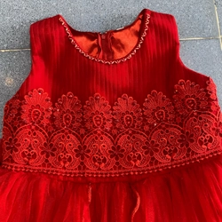 Đầm xoè công chúa voan cao cấp,đỏ mận chín, mặc 1 lần còn mới tinh,rất xinh(6tuổi mặc đẹp) 497823
