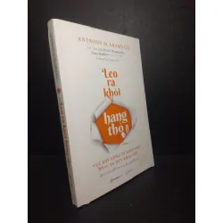 [Sách Cũ SCGR] Leo ra khỏi hang thỏ năm 2021 mới 80% bẩn nhẹ HCM1810