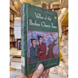 VALLEY OF THE BROKEN CHERRY TREES : A Zenta and Matsuzu Mystery 247047