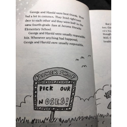 The adventures of captain underpants mới 80% ố bẩn nhẹ Dav Pilkey HPB1508 NGOẠI VĂN 458576