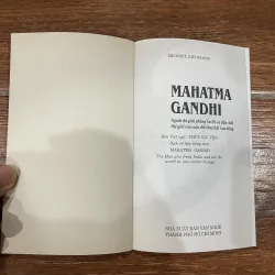 Mahatma Gandi - Michael Nicholson (8) 1004041