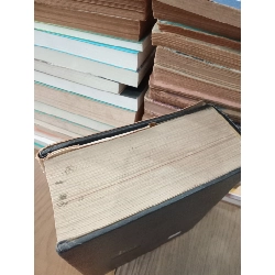 PETIT LAROUSSE : DICTIONNAIRE - ENCYCLOPÉDIQUE 181016