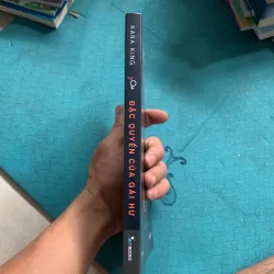 Đặc quyền của gái hư 1002265