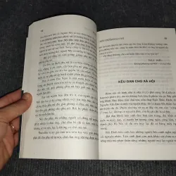 TIỂU PHẨM BÁO CHÍ NGÔ TẤT TỐ 991054