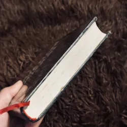 Trăm năm cô đơn 996358