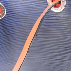 Túi xách vai Louis Vuitton Epi Neo Noé M54367 609180