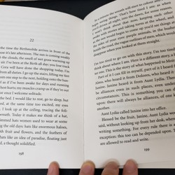 The Handmaid's Tale sách bản quyền bản Eng 144497