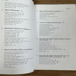 Asking the Right Questions - M. Neil Browne & Stuart M. Keeley 782887