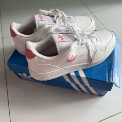 Giày Adidas nữ