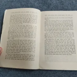 TÌNH HÌNH THẾ GIỚI VÀ NHIỆM VỤ QUỐC TẾ CỦA ĐẢNG TA - LÊ DUẨN 688815