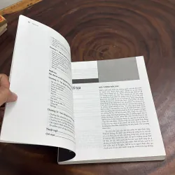 II Nhập Môn Tư Duy Thiết Kế Bố Cục Và Typography - Lisa Graham - 2022 991976