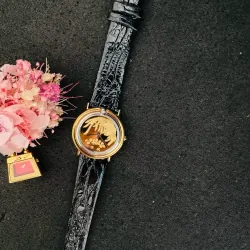Đồng hồ mặt su bạc đúc, đính diamond vỏ bọc vàng dành cho nữ hiệu Franklin Mint mới 95% 557901