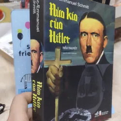 Sách: Nửa kia của Hitler - TG: Eric Emmanuel Schmitt (B2) 994337