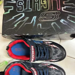 GIÀY SNEAKER THƯƠNG HIỆU SKECHERS , CÓ ĐÈN 654041