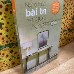 Sách tặng KÈM cho khách CÓ ĐƠN (mỗi đơn có thể chọn 1 cuốn) - Nghệ Thuật Bài Trí.. 928376