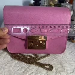 Túi Furla auth tặng kèm charm 993970