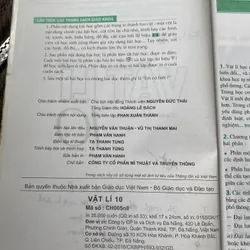 Vật Lí 10 cơ bản  603180