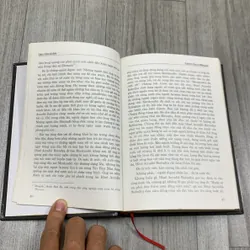 Trăm năm cô đơn. 6a4 730486