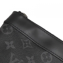 Túi xách Louis Vuitton Monogram Eclipse Pochette Discovery M62291 615010