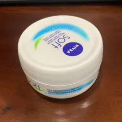 Kem Dưỡng Ẩm Chuyên Sâu Nivea Soft 200ml hàng xách tay Đức 926100