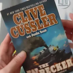 [MIỄN PHÍ BỌC SÁCH] The Wrecker - Clive Cussler & Justin Scott 1027185