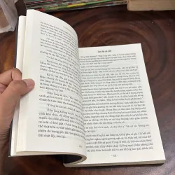 II Tựa Sách: Làm Dâu Cõi Chết (The Ghost Bride) - VANGSZE CHOO - 2016 996929