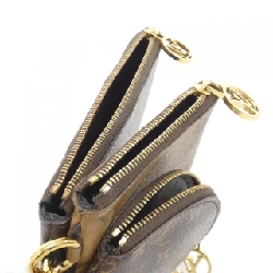 Túi đeo chéo Monogram Trio M68756 623747