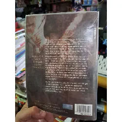 Thành phố pha lê - Clare - 2014 mới 80% ố - VĂN HỌC - HCM0111 629535