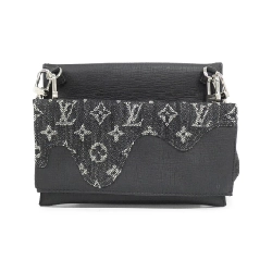 Túi đeo vai Louis Vuitton Monogram Drip Trio Pouch M81013 - Hàng hiệu Chính hãng 776415